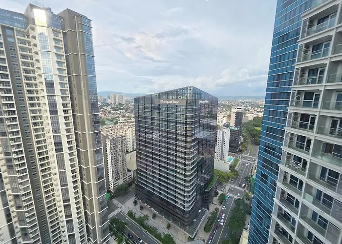 Bgc Uptown Parksuites Luxury Two Bedroom Zen Inspired Unit Steps To Mitsukoshi Grand Hyatt And St Lukes Apartment *