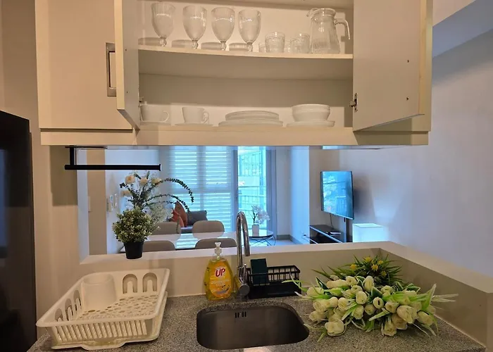 Bgc Uptown Parksuites Luxury Two Bedroom Zen Inspired Unit Steps To Mitsukoshi Grand Hyatt And St Lukes Apartment *