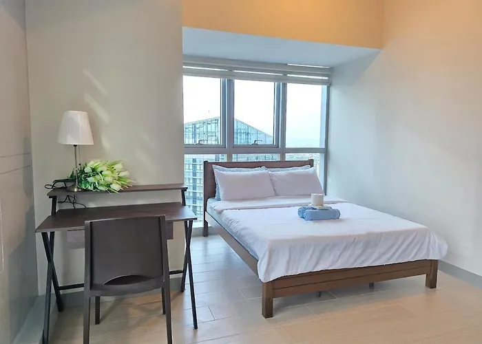 Bgc Uptown Parksuites Luxury Two Bedroom Zen Inspired Unit Steps To Mitsukoshi Grand Hyatt And St Lukes * Manila